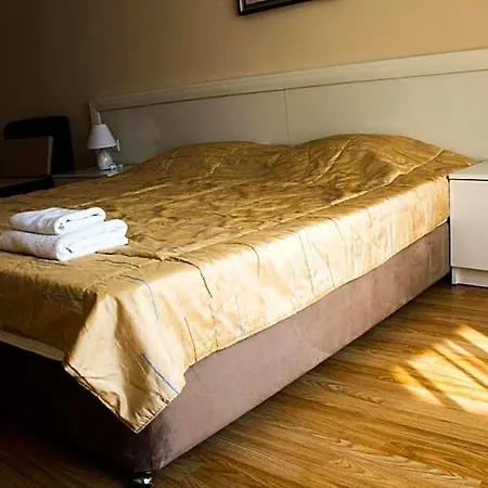 Otel Noy 3*
